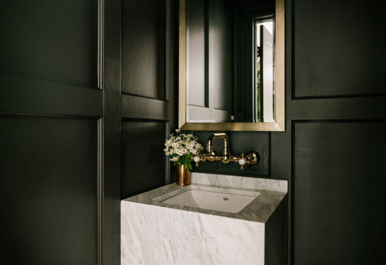 Luxury Powder Room Trends USA: An Editorial on High-End Guest Suite Design